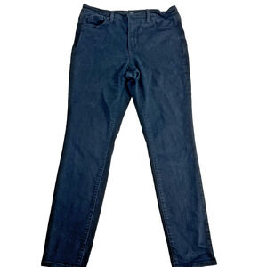 Universal Thread Slim Pants Women 6 Short Black